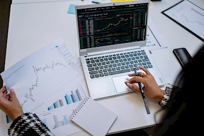 Bing SEO Manager uses analytics tools