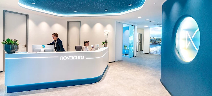 Empfang der Zahnarztpraxis Novacura zur Veranschaulichung der Werbeagentur für Zahnärzte