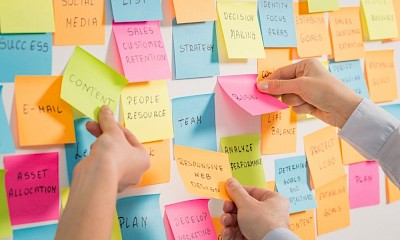 Brainstormen en vergelijken van de beste SEO-bureaus in Duitsland